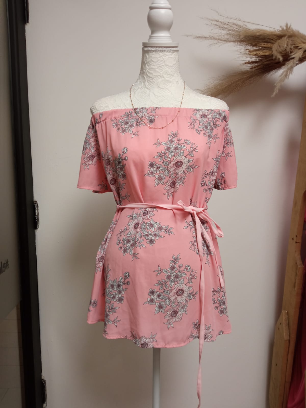 blusa de maternidad y post-maternidad off shoulder