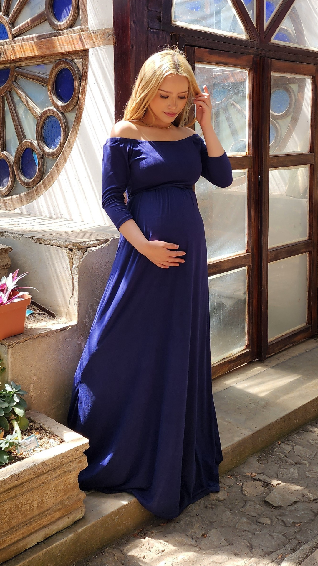 Meghan Vestido de maternidad hombros descubiertos color azul marino