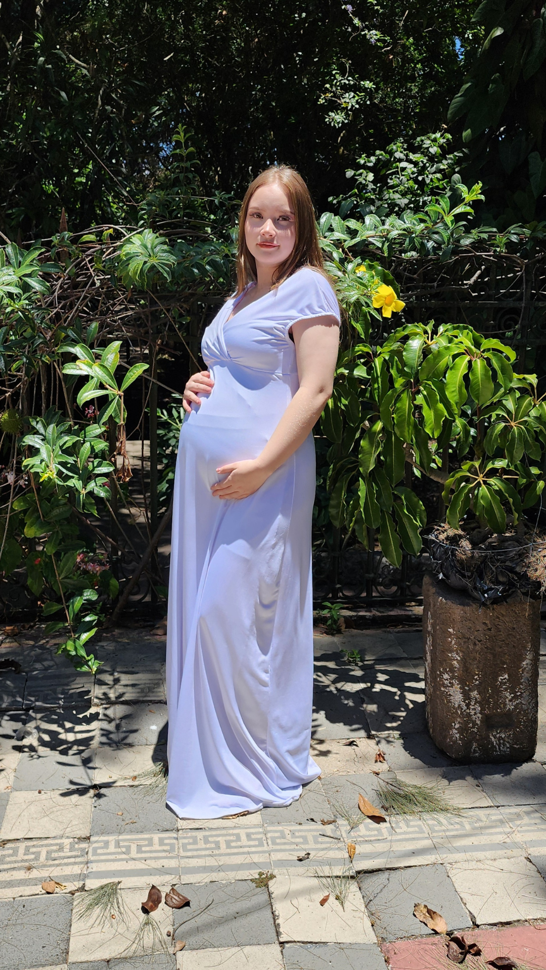 Artemisa  Vestido maternidad largo cruzado blanco