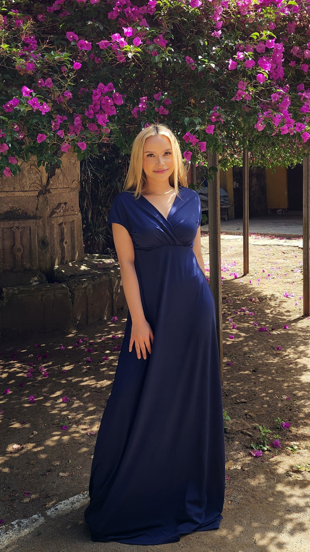 Artemisa  Vestido maternidad largo cruzado Azul