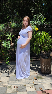 Artemisa  Vestido maternidad largo cruzado blanco