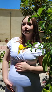 Artemisa  Vestido maternidad largo cruzado blanco