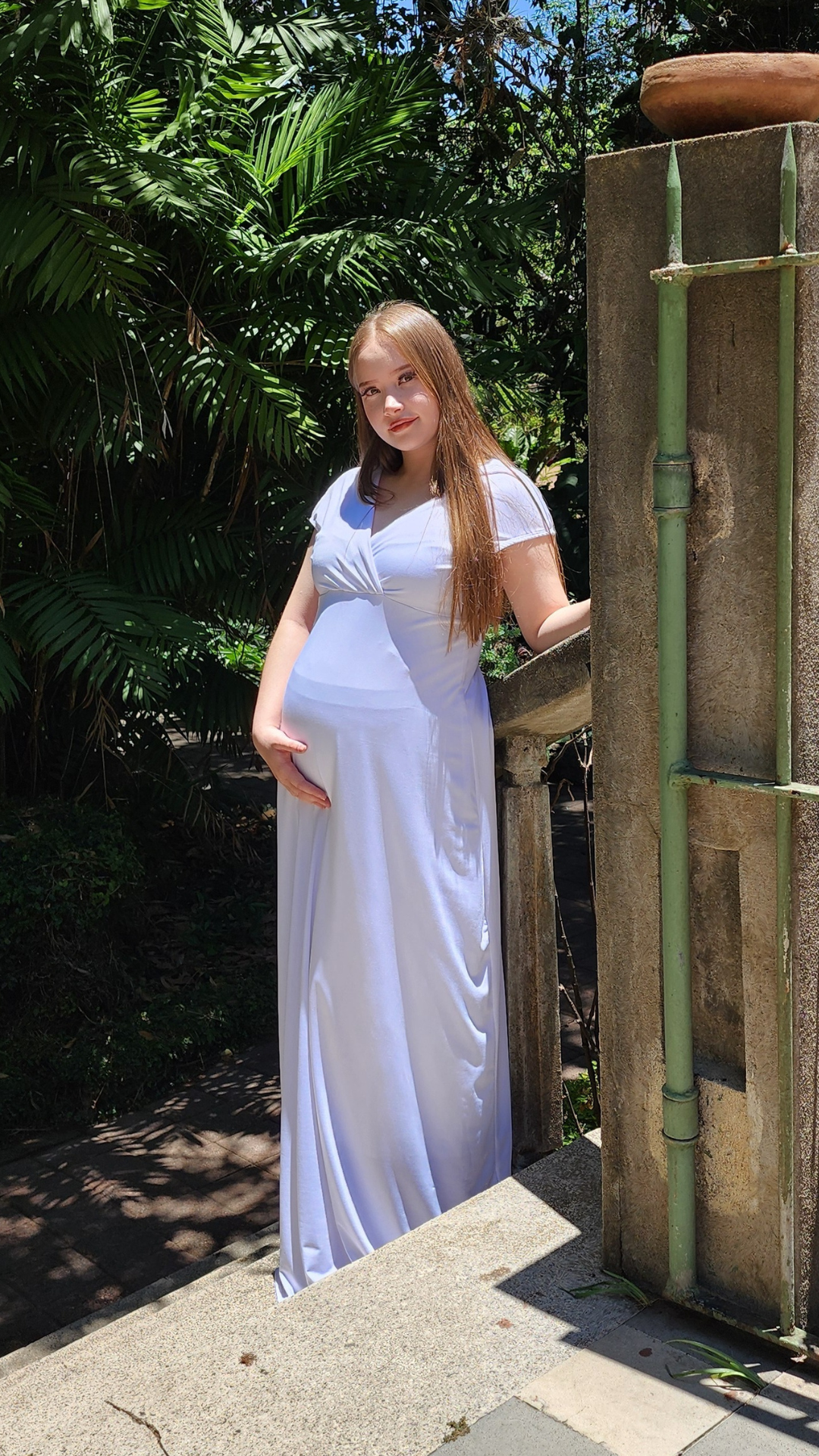 Artemisa  Vestido maternidad largo cruzado blanco