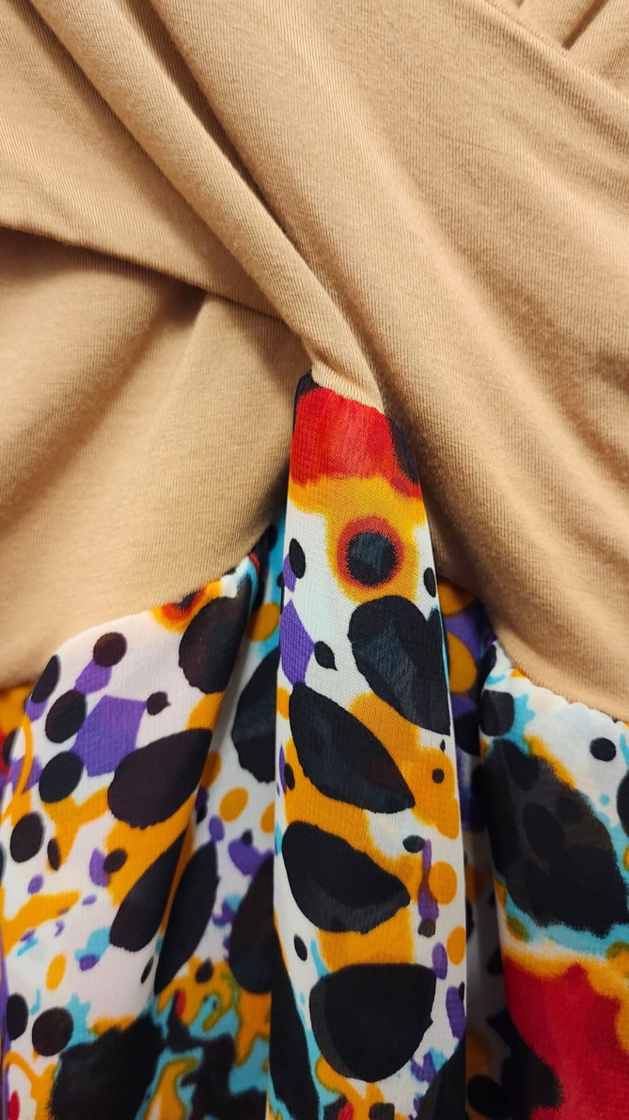 Vestido Maternidad y Lactancia Sin Mangas con Estampado Floral Beige