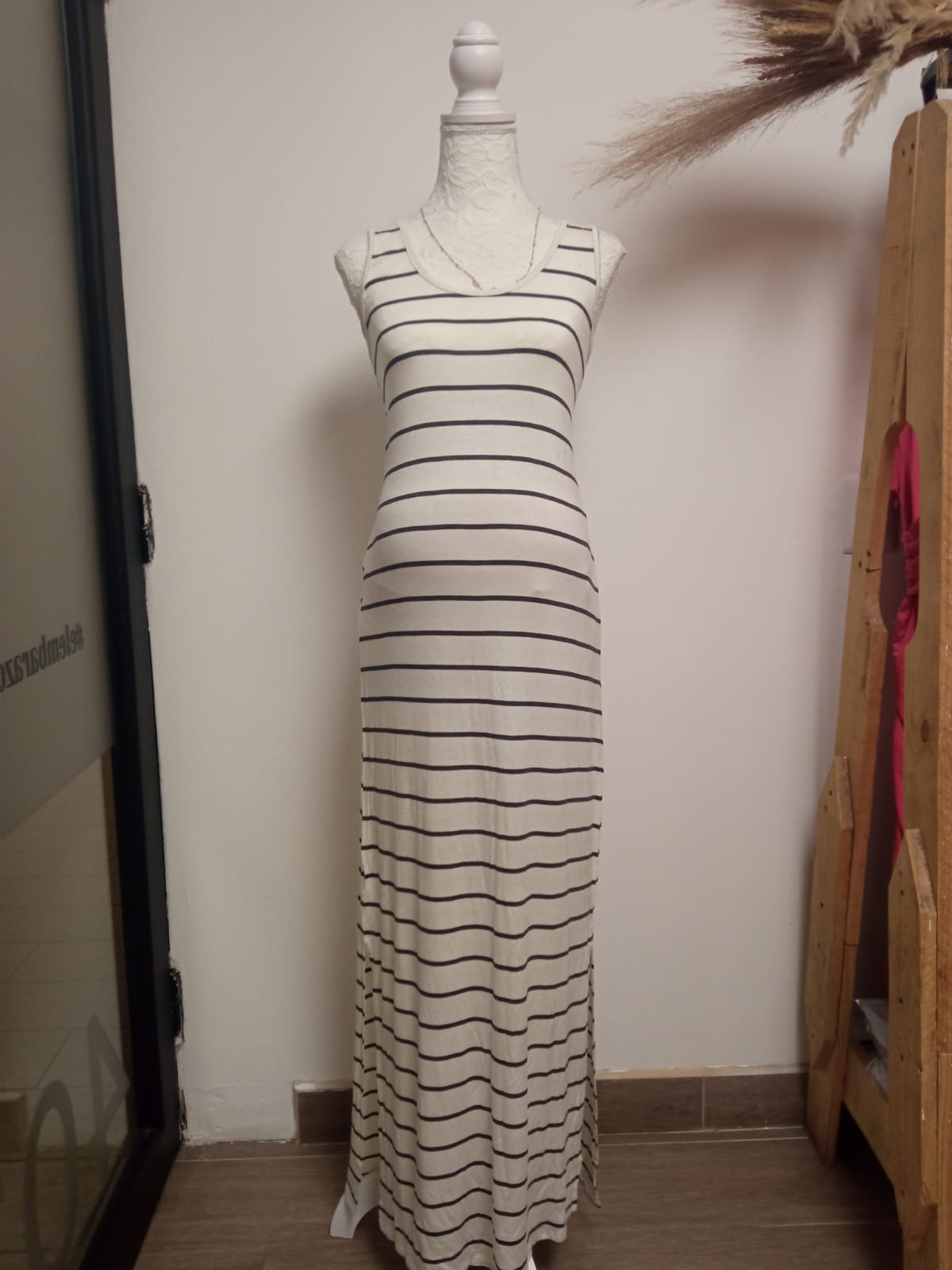 vestido de rayas blanco