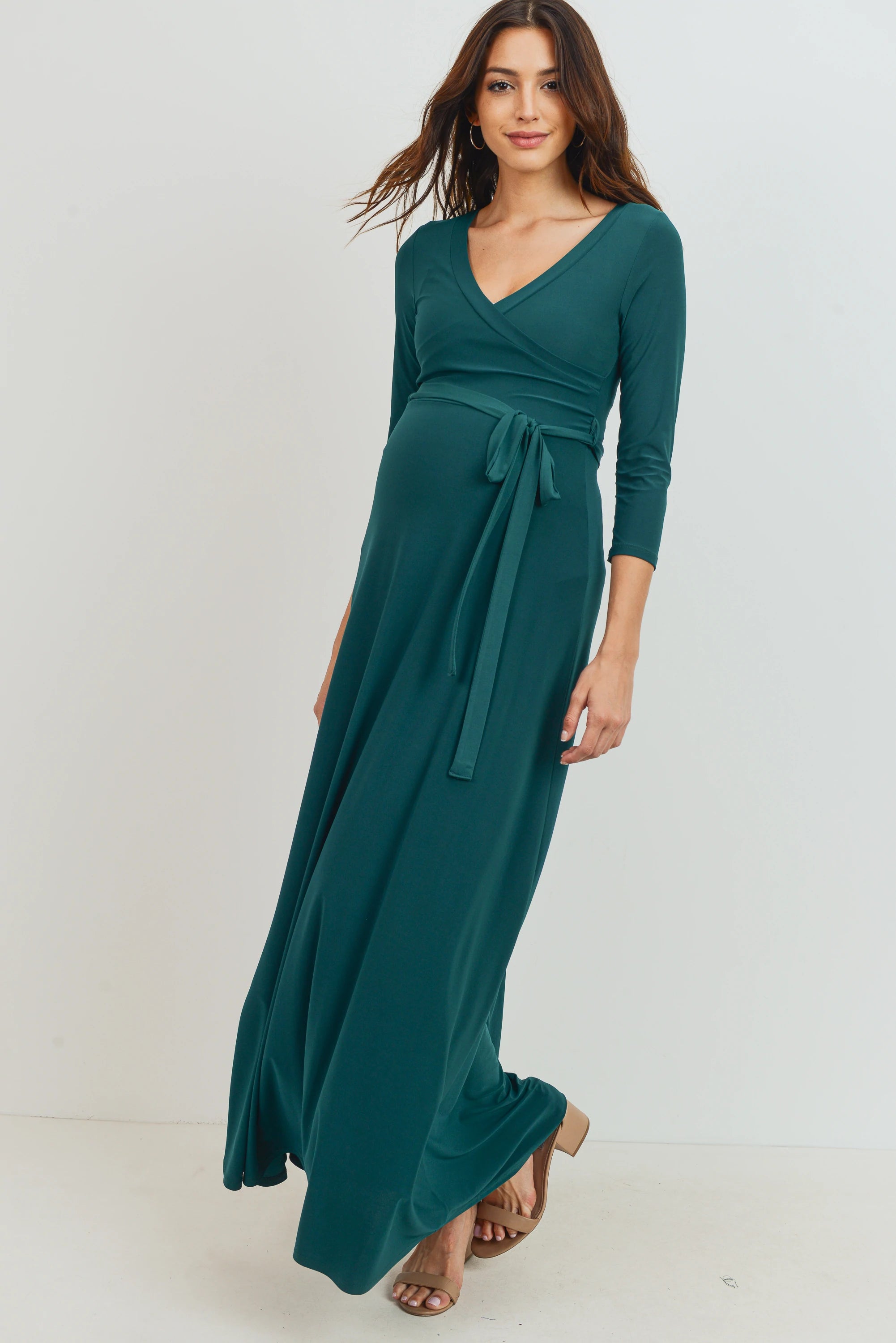 Lydia Vestido maternidad largo cruzado  verde esmeralda